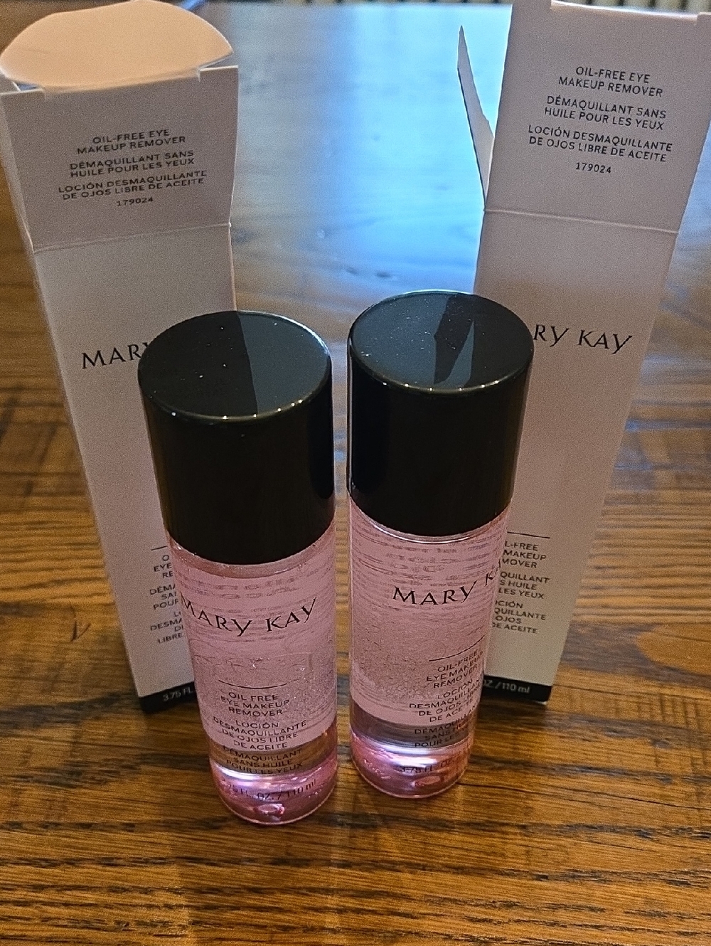 Mary Kay Oil-Free Eye Makeup Remover - Pink Bottles